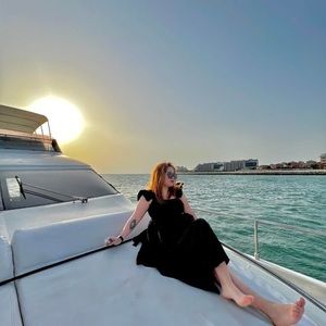 Meet your Posher, Monica